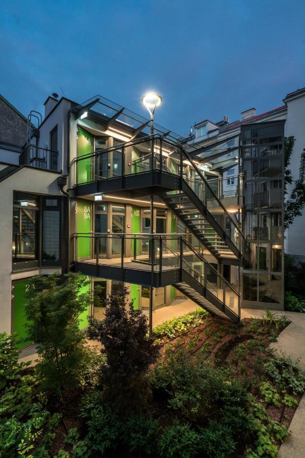 Smart Nano Living - Wien Hauptbahnhof - Self Check-In Экстерьер фото