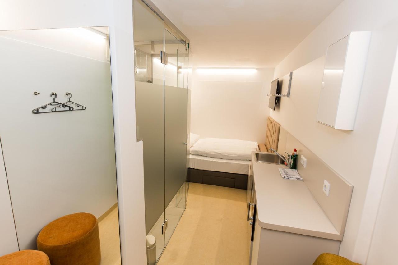Smart Nano Living - Wien Hauptbahnhof - Self Check-In Экстерьер фото