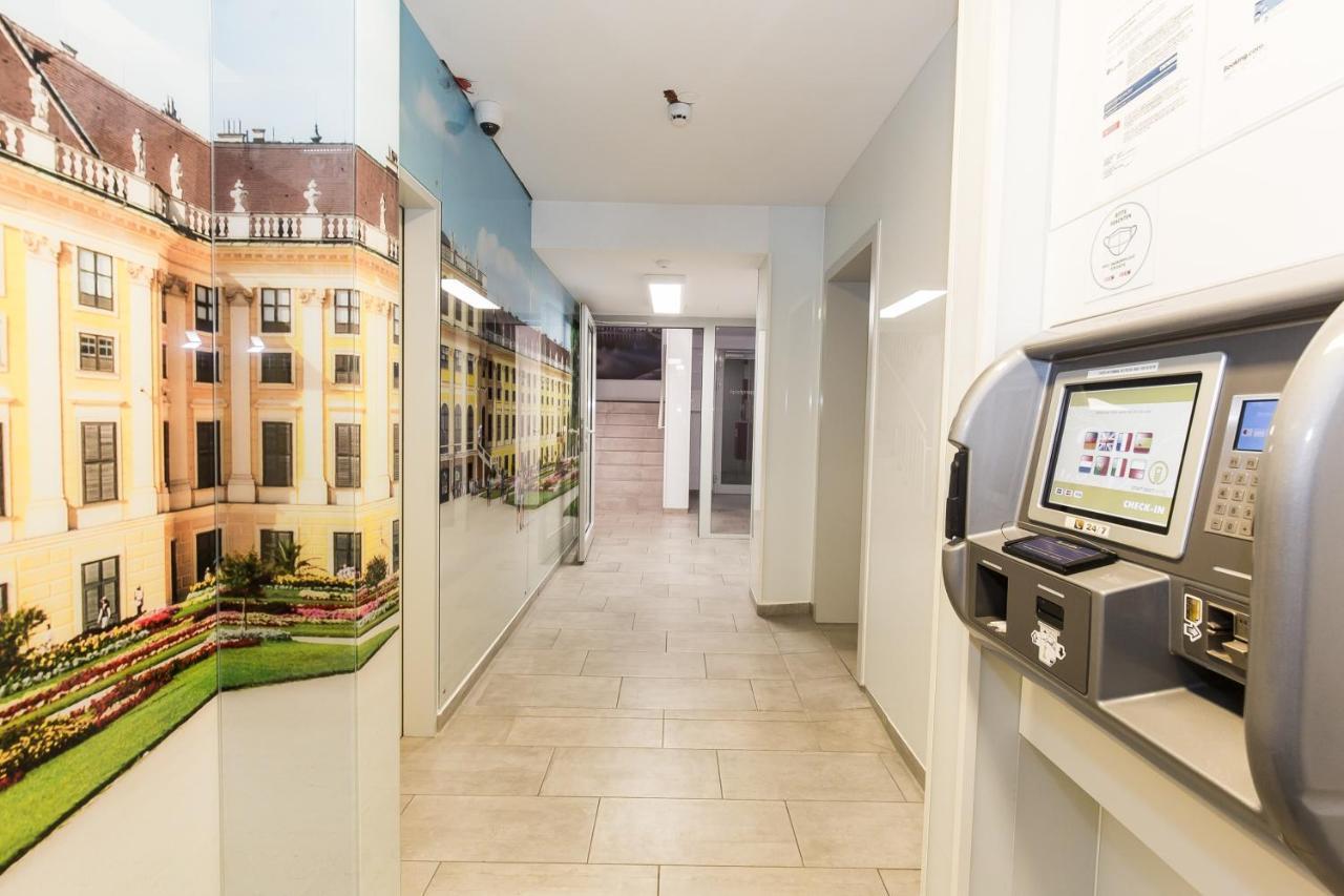 Smart Nano Living - Wien Hauptbahnhof - Self Check-In Экстерьер фото